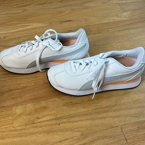 Puma SoftFoam Sneakers